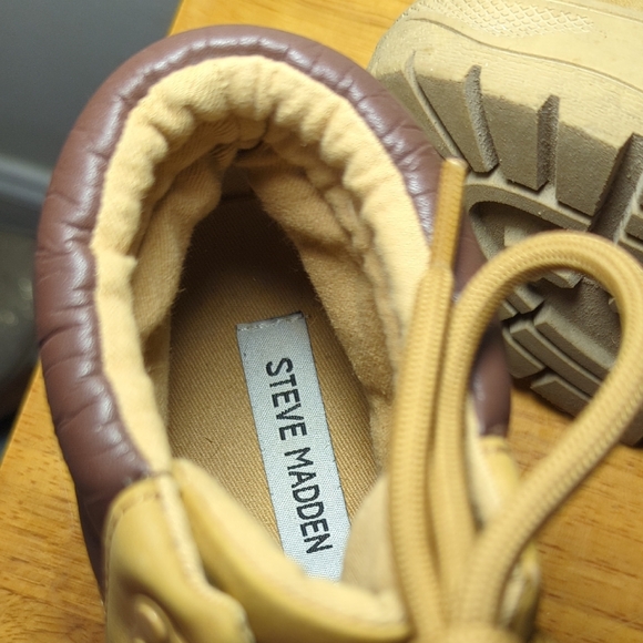 Steve Madden Reina Tan Ankle Boots Lace-Up Utility Winter Women's Size 10 - Picture 7 of 8